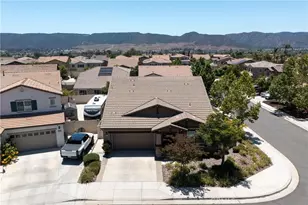 24261 Pistachio St, Murrieta, CA 92562 - Photo 40