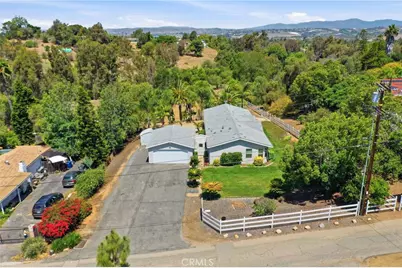 2726 Ramona Drive, Vista, CA 92084 - Photo 2