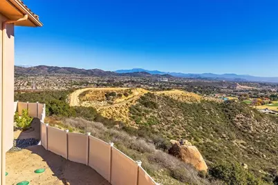 38000 Via Vista Grande, Murrieta, CA 92562 - Photo 24