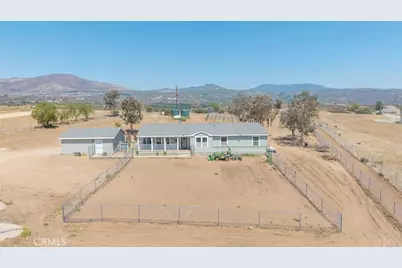 34715 Empty Saddle, Hemet, CA 92544 - Photo 32