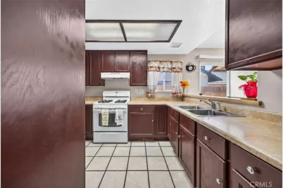25076 Wendy Way, Moreno Valley, CA 92551 - Photo 10