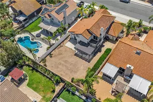 36194 Toulon Dr, Murrieta, CA 92562 - Photo 8