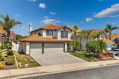 36194 Toulon Drive, Murrieta, CA 92562 - Photo 2