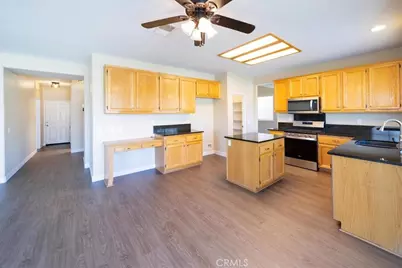 25326 Chesterfield Lane, Wildomar, CA 92595 - Photo 24