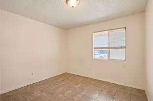 315 Michele Dr, Vista, CA 92084 - Photo 16