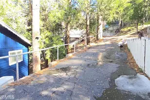24032 Alpine Dr, Crestline, CA 92325 - Photo 40