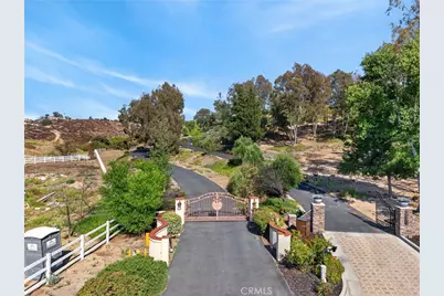 37540 Via El Dorado, Temecula, CA 92592 - Photo 6