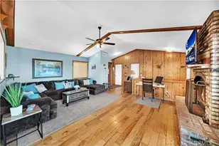 30895 Summit Dr, Running Springs, CA 92382 - Photo 4