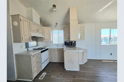 1295 106 S Cawston Avenue ##106, Hemet, CA 92545 - Photo 4