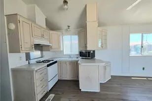 1295 106 S Cawston Ave #, Hemet, CA 92545 - Photo 4