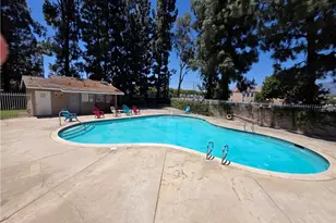 2410 N Towne, Pomona, CA 91767 - Photo 38