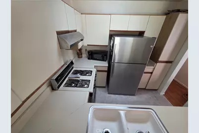 2410 N Towne #63, Pomona, CA 91767 - Photo 16