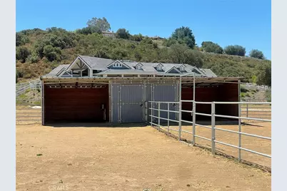 37492 Calle De Lobo, Murrieta, CA 92562 - Photo 48
