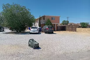 20365 Broken Bow, Apple Valley, CA 92307 - Photo 2