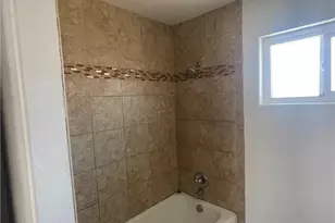 20365 Broken Bow, Apple Valley, CA 92307 - Photo 8