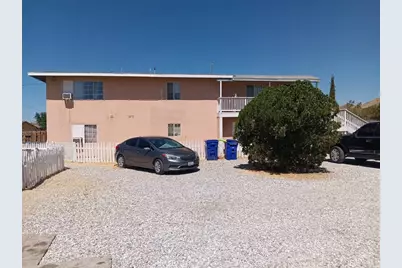 20365 Broken Bow, Apple Valley, CA 92307 - Photo 4