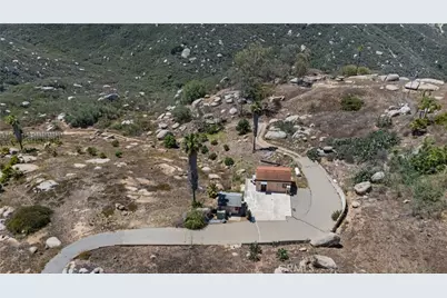 1252 Rancho Luiseno, Escondido, CA 92026 - Photo 2