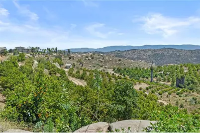 1252 Rancho Luiseno, Escondido, CA 92026 - Photo 32