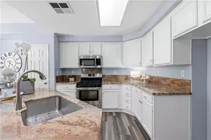 23607 Arboretum, Murrieta, CA 92563 - Photo 12
