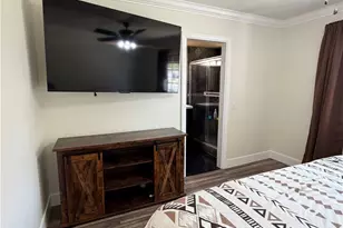 342 E Gilmore Dr, Corona, CA 92879 - Photo 12