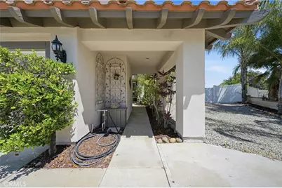40000 Ravenwood, Murrieta, CA 92562 - Photo 8