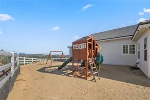 38566 Vista Del Bosque, Murrieta, CA 92562 - Photo 46