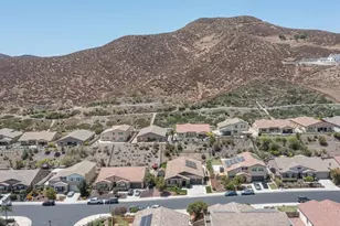 24089 Deputy, Menifee, CA 92584 - Photo 36