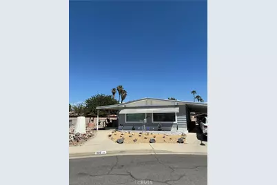 996 San Francisco, Hemet, CA 92543 - Photo 1