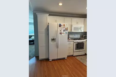 996 San Francisco, Hemet, CA 92543 - Photo 6