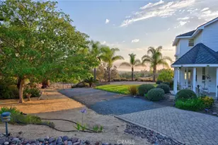 1130 Sierra Bonita, Fallbrook, CA 92028 - Photo 36