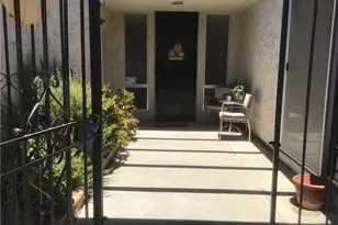 26064 Verde Grande Ct, Menifee, CA 92586 - Photo 2