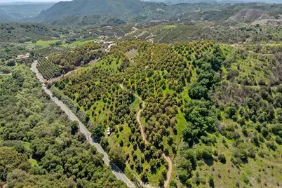 48825 Via Vaquero, Temecula, CA 92590 - Photo 12