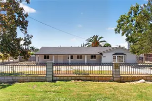 1215 E 39th St, San Bernardino, CA 92404 - Photo 2
