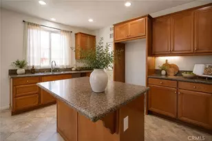 702 Suncup Cir, Hemet, CA 92543 - Photo 10