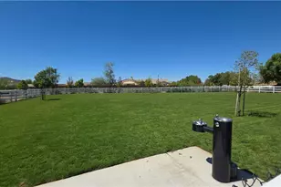 702 Suncup Cir, Hemet, CA 92543 - Photo 46