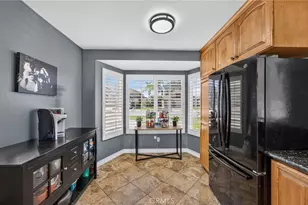 39502 Cedarwood Dr, Murrieta, CA 92563 - Photo 8