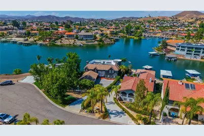22700 Running Rabbit Court, Canyon Lake, CA 92587 - Photo 14