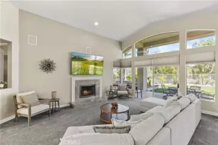23050 Donnoch Ct, Murrieta, CA 92562 - Photo 6