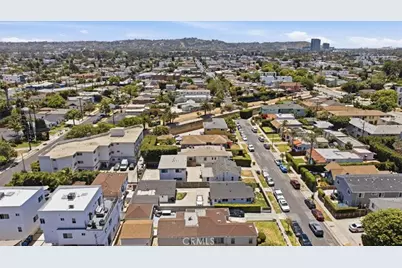 1636 S Ridgeley, Los Angeles, CA 90019 - Photo 26