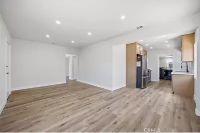 1636 S Ridgeley, Los Angeles, CA 90019 - Photo 4