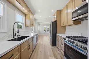 1636 S Ridgeley, Los Angeles, CA 90019 - Photo 6