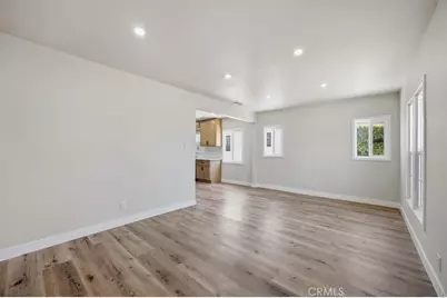 1636 S Ridgeley, Los Angeles, CA 90019 - Photo 8
