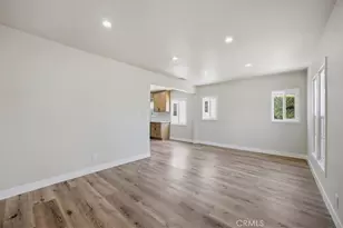 1636 S Ridgeley, Los Angeles, CA 90019 - Photo 8
