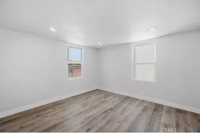 1636 S Ridgeley, Los Angeles, CA 90019 - Photo 14