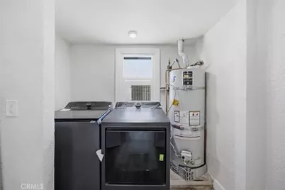 1636 S Ridgeley, Los Angeles, CA 90019 - Photo 18