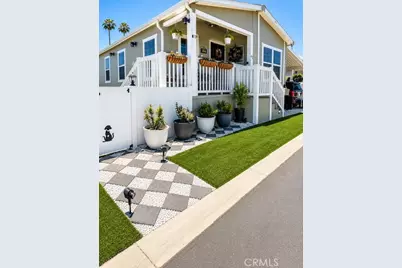 601 N Kirby St Space 104, Hemet, CA 92545 - Photo 2