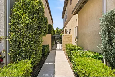 38313 Brookdale Way, Murrieta, CA 92563 - Photo 4