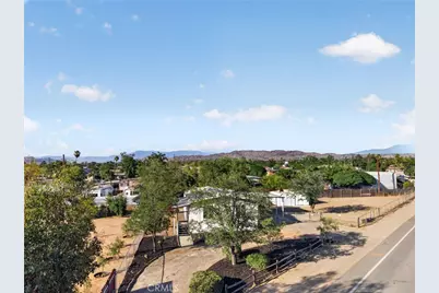 27686 Ethanac Road, Menifee, CA 92585 - Photo 44