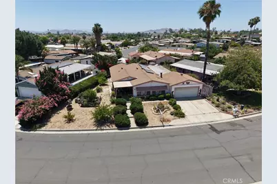 449 Highland Vista, Perris, CA 92570 - Photo 2