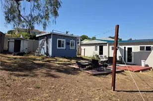 200 Plymouth Dr, Vista, CA 92083 - Photo 6